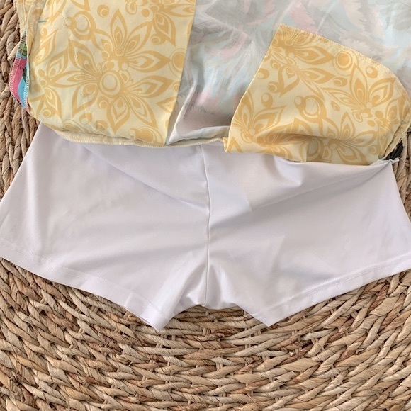 Loudmouth Flamingo Island Skort - Picture 12 of 15